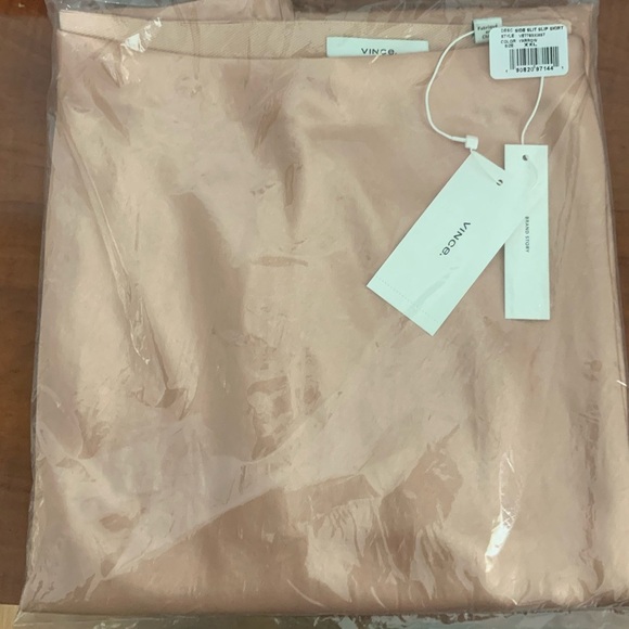 NWT Vince Plus Size Elegant Side Slit Satin Midi Skirt - Yarrow Champagne Sz XXL - Picture 7 of 7